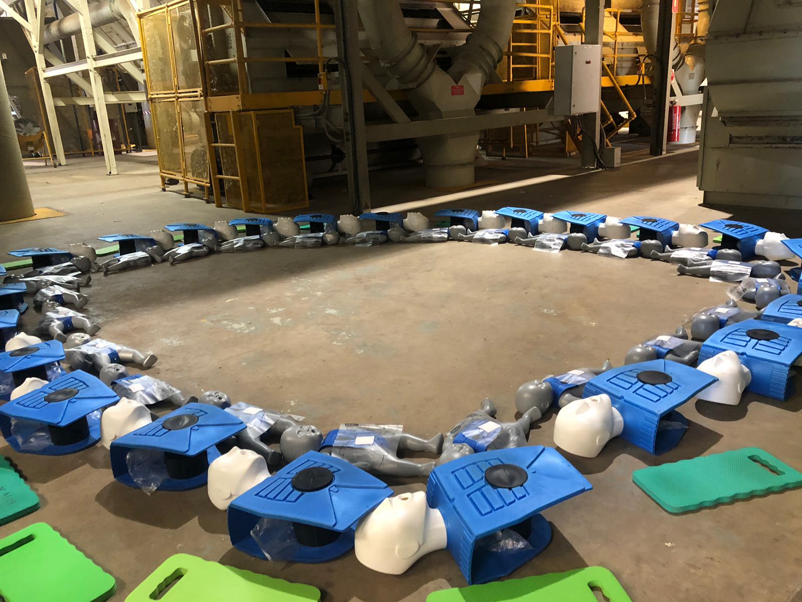 First aid training clients — casualty assessment practice